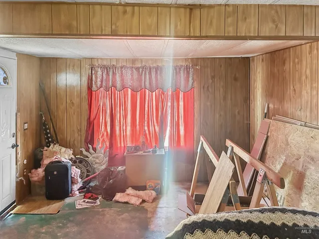 $9,000 | 331 East Walnut Avenue, Unit D, Genesee, ID 83832