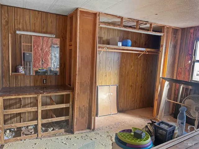 $9,000 | 331 East Walnut Avenue, Unit D, Genesee, ID 83832