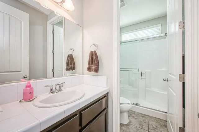 $615,000 | 1697 Whiteash Avenue, Clovis, CA 93619