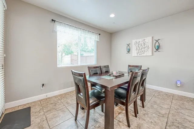 $615,000 | 1697 Whiteash Avenue, Clovis, CA 93619