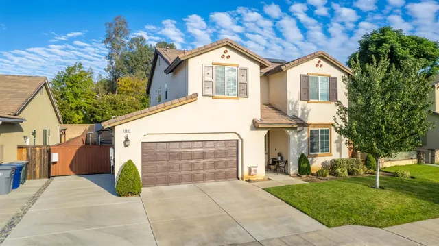 $615,000 | 1697 Whiteash Avenue, Clovis, CA 93619