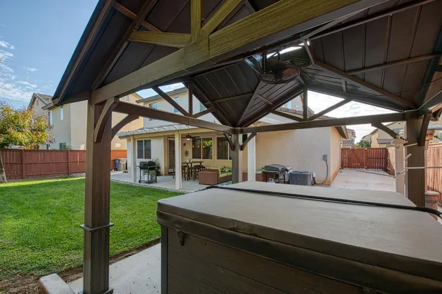 $615,000 | 1697 Whiteash Avenue, Clovis, CA 93619