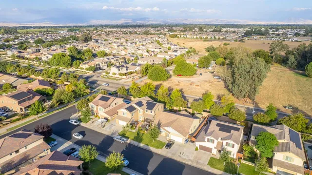 $615,000 | 1697 Whiteash Avenue, Clovis, CA 93619