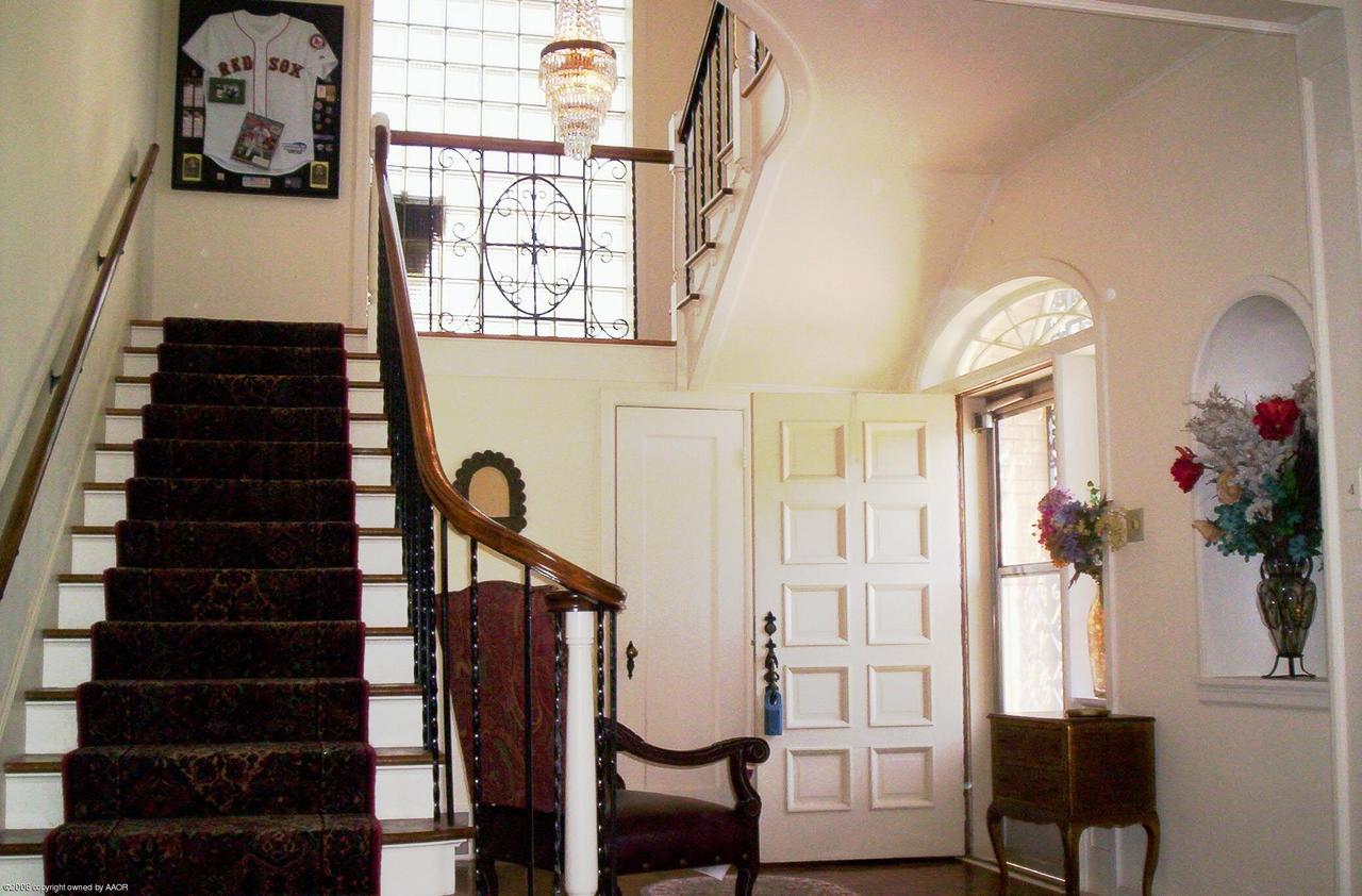 2011 3rd Avenue Canyon, TX 79015 - Photo 2 of 15 a view of entryway and hall with wooden floor
