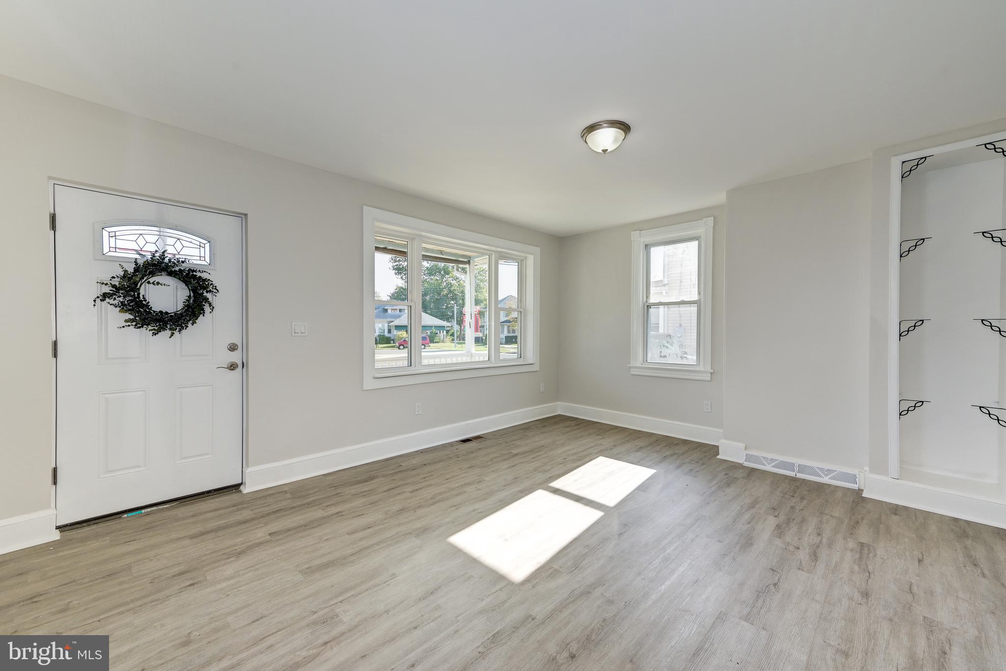 408 South Fairview Street Riverside, NJ 08075 - Photo 6 of 40