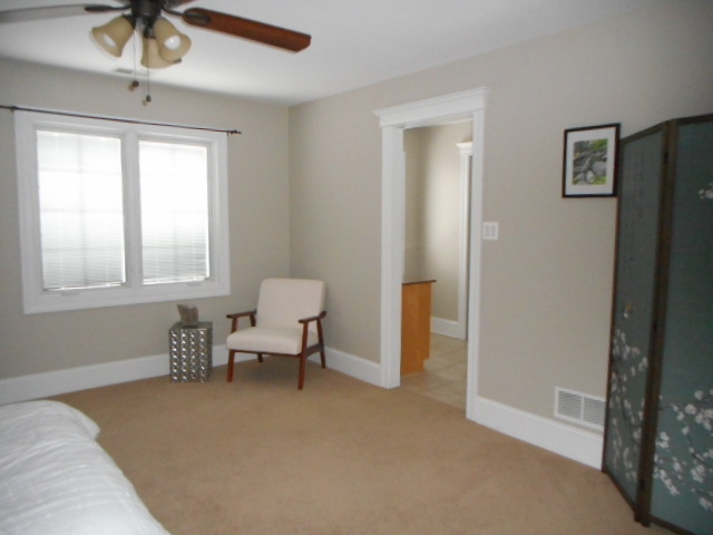 8825 Robert Road Darien, IL 60561 - Photo 53 of 62 Gallery Image 53