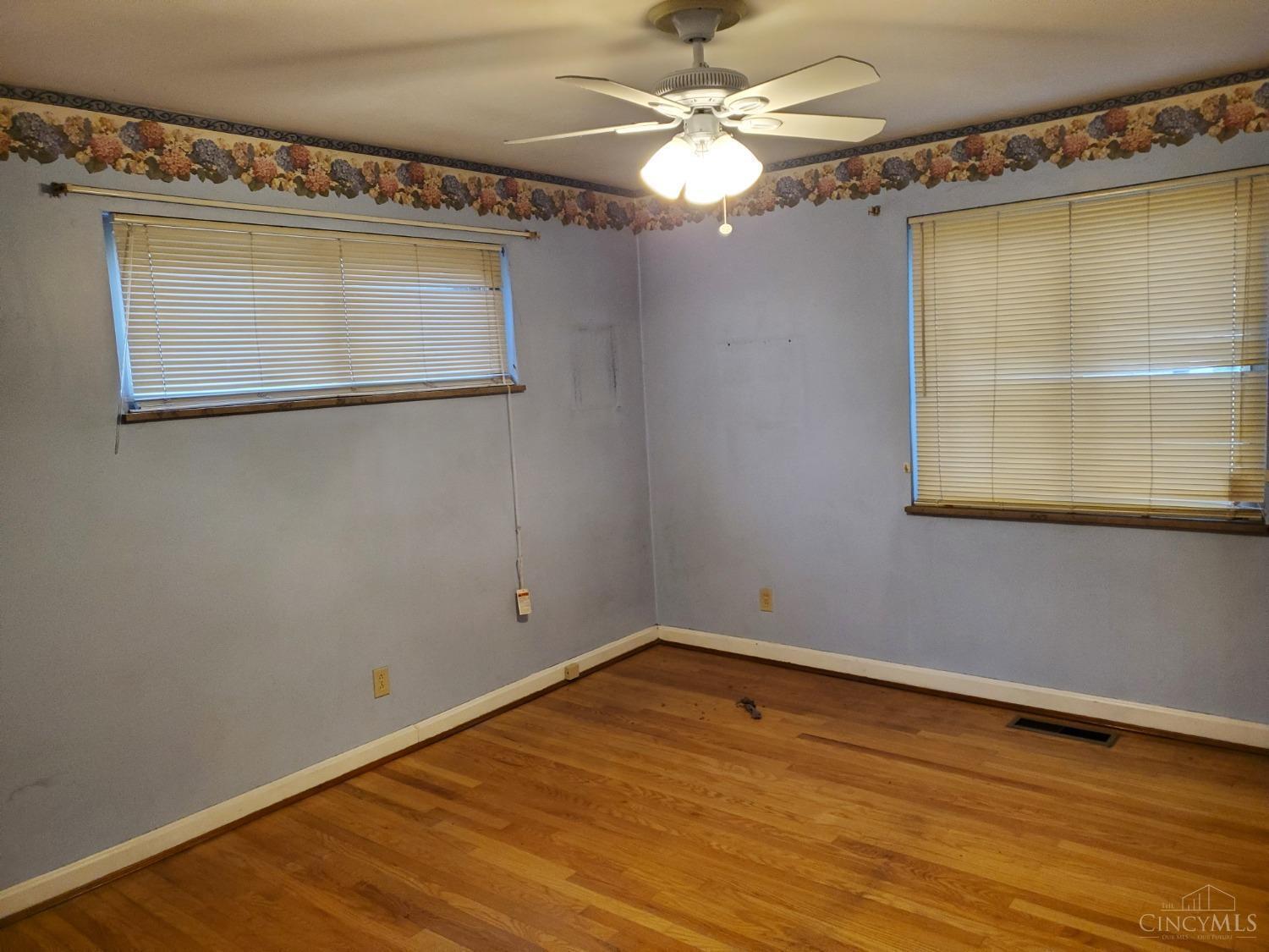 3291 West Galbraith Road Cincinnati, OH 45239 - Photo 7 of 13 Gallery Image 7