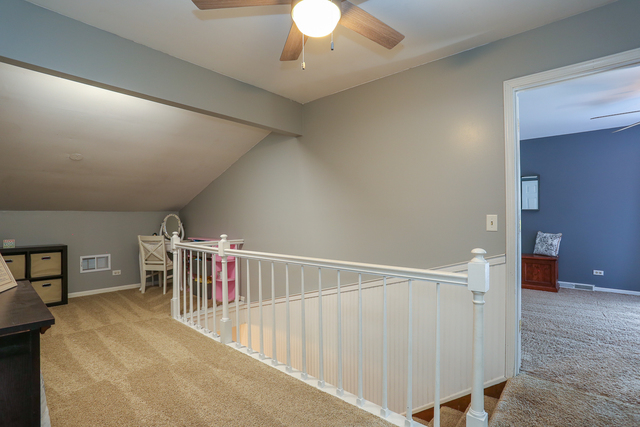 40W905 Plank Road Elgin, IL 60124 - Photo 14 of 35