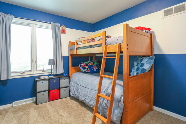 40W905 Plank Road Elgin, IL 60124 - Photo 19 of 35
