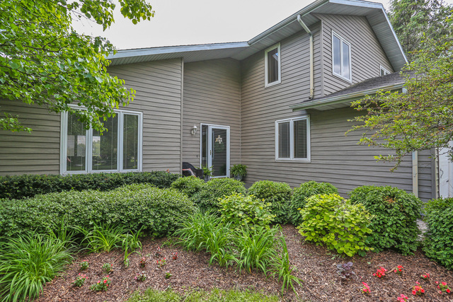 40W905 Plank Road Elgin, IL 60124 - Photo 24 of 35