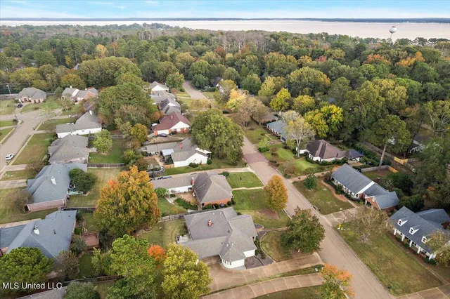 $409,900 | 124 Trace Cove Drive, Madison, MS 39110