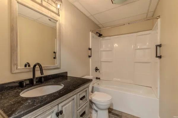 $559,500 | 7820 West 350 North, Shipshewana, IN 46565