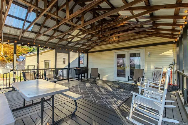 $575,000 | 7820 West 350 North, Shipshewana, IN 46565