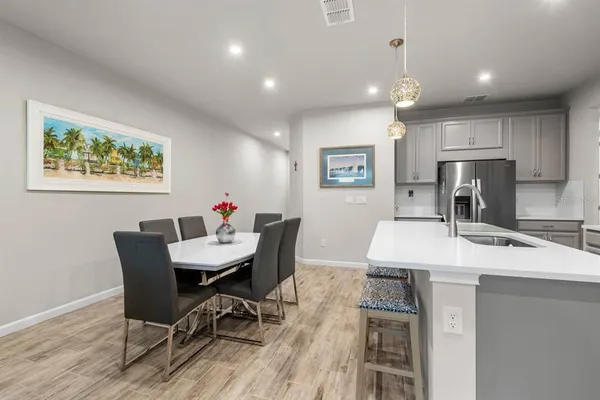 $309,500 | 3775 Maxwell Park Drive, Unit 92, Sun City Center, FL 33573