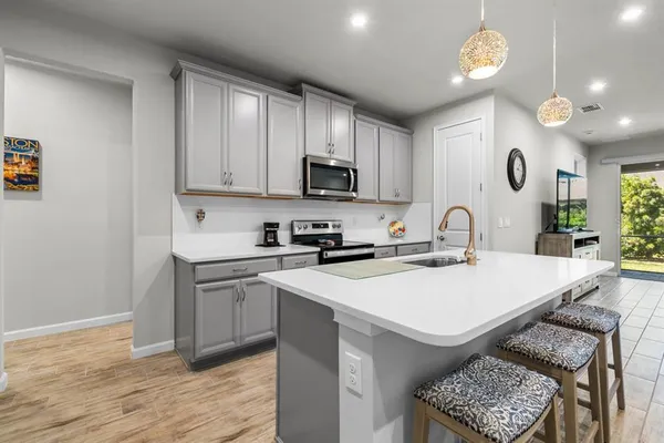 $309,500 | 3775 Maxwell Park Drive, Unit 92, Sun City Center, FL 33573