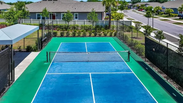 $309,500 | 3775 Maxwell Park Drive, Unit 92, Sun City Center, FL 33573