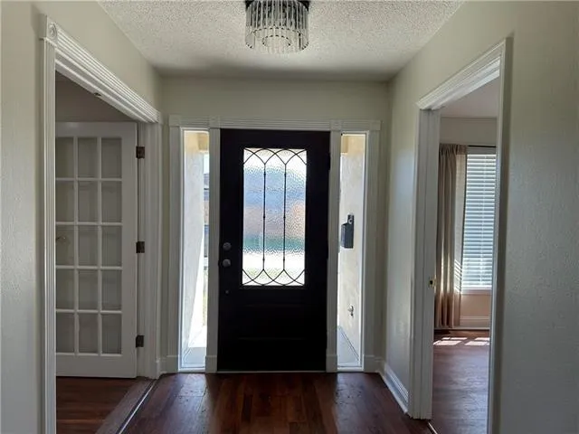 $2,600 | 916 Martin Behrman Walk, Metairie, LA 70005