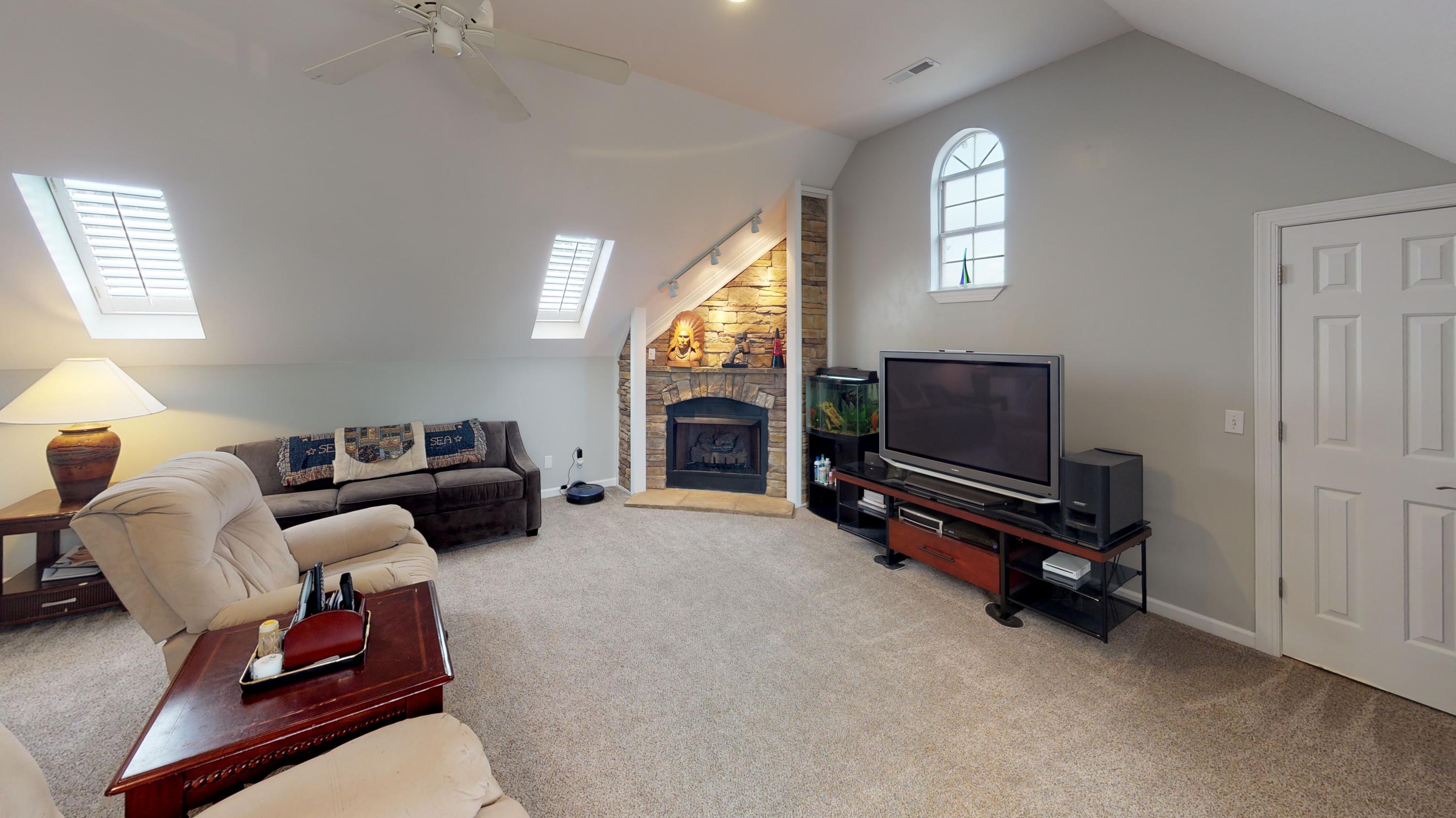 2600 Brown Ridge Lane Hixson, TN 37343 - Photo 14 of 28 2600-Brown-Ridge-Ln-Hixson-TN-37343-Livi