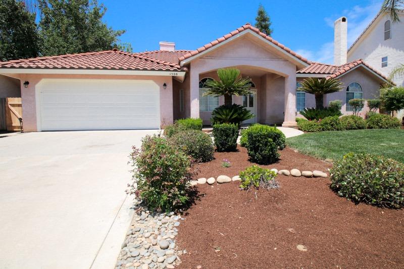 1508 West Flora Avenue Reedley, CA 93654 - Photo 5 of 62 Gallery Image 5