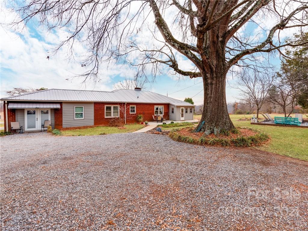 900 Island Ford Road Maiden, NC 28650 - Photo 30 of 42 Gallery Image 30