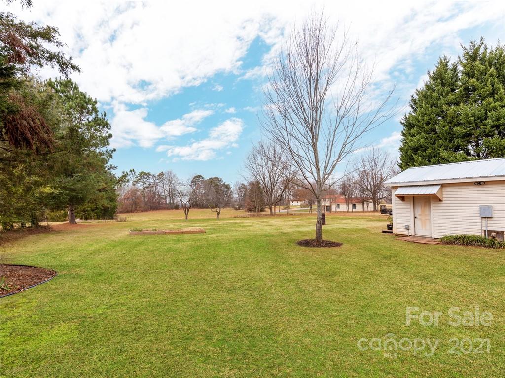 900 Island Ford Road Maiden, NC 28650 - Photo 32 of 42 Gallery Image 32