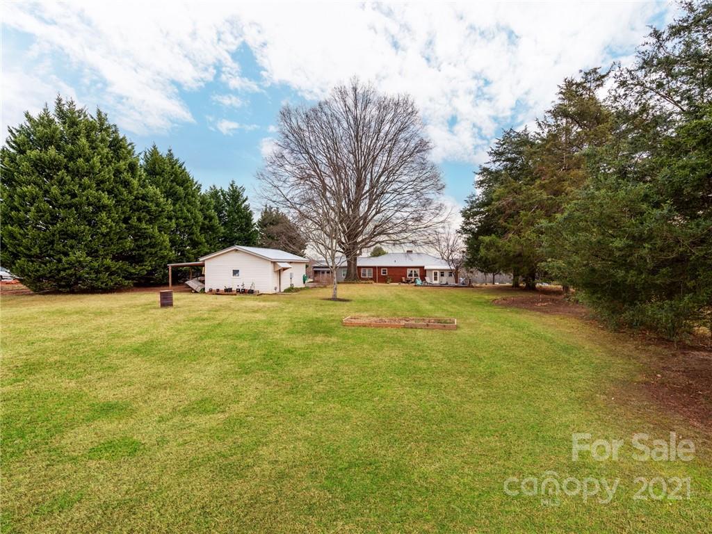 900 Island Ford Road Maiden, NC 28650 - Photo 33 of 42 Gallery Image 33