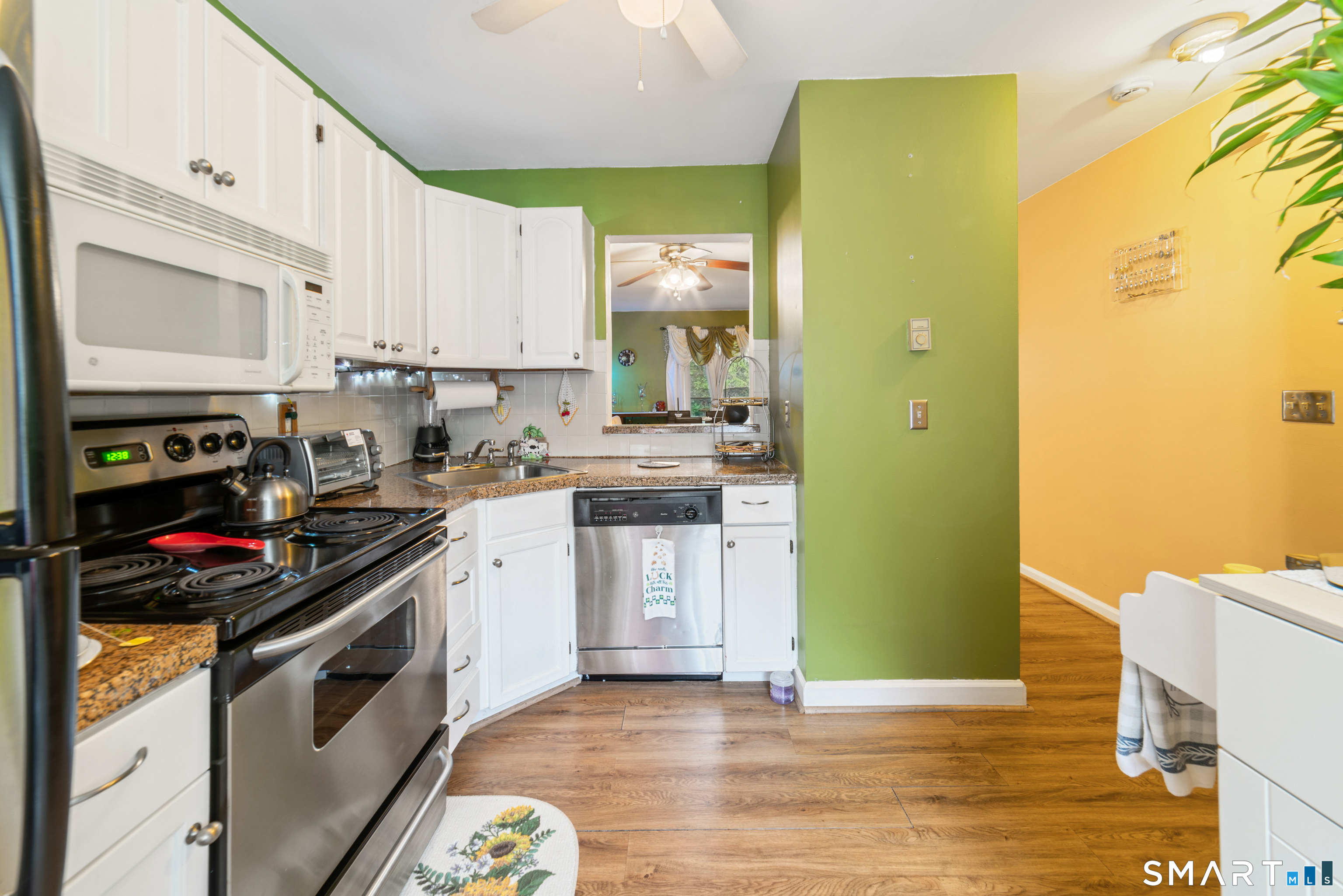 35 Pearl Lake Road, Unit L Waterbury, CT 06706 - Photo 6 of 25