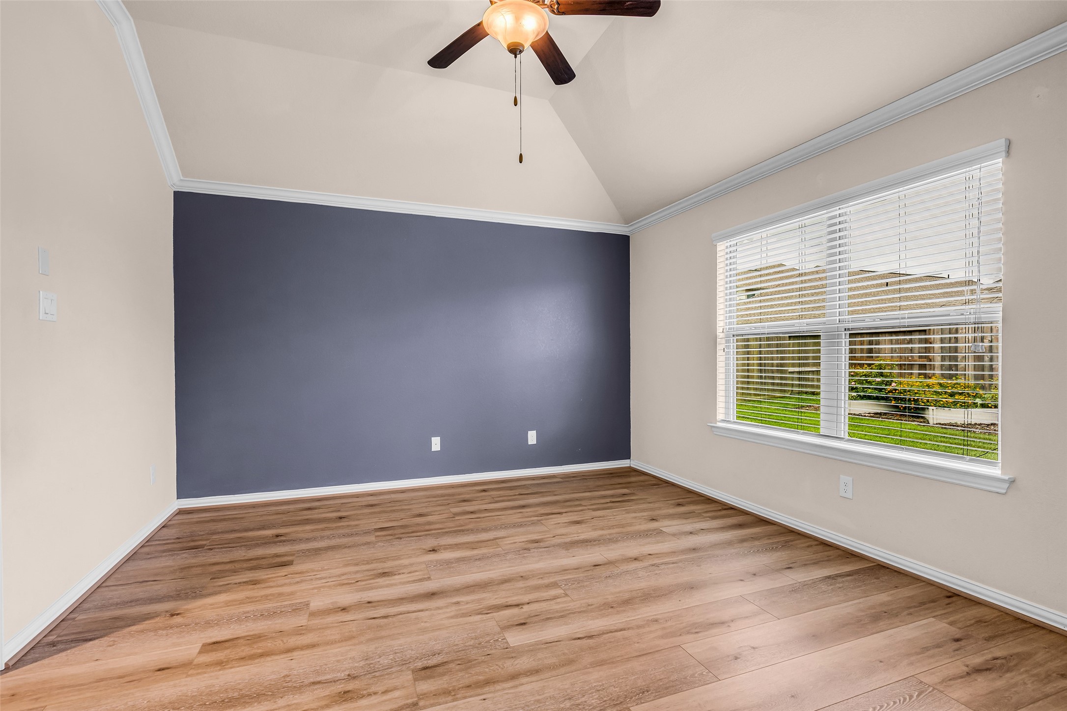 31747 Summit Springs Lane Spring, TX 77386 - Photo 15 of 29 Primary bedroom with updated flooring