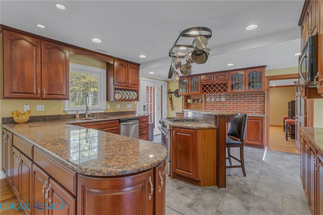 867 Level Green Road Lancaster, VA 22503 - Photo 4 of 41