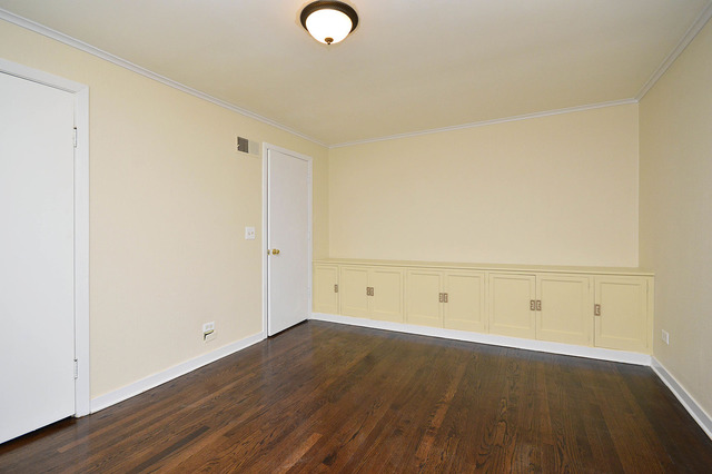 740 East Golf Road Des Plaines, IL 60016 - Photo 11 of 17
