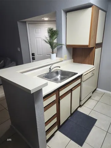 $2,100 | 2866 South University Drive, Unit 5308, Davie, FL 33328