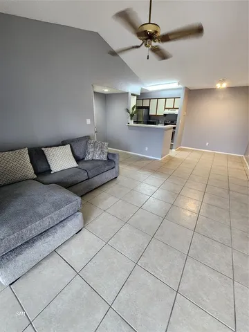 $2,100 | 2866 South University Drive, Unit 5308, Davie, FL 33328