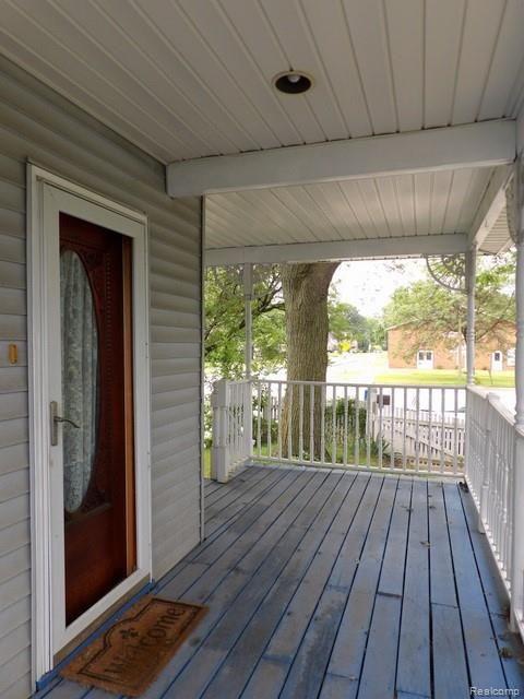 25528 Ecorse Road Taylor, MI 48180 - Photo 7 of 55 ORIGINAL SOLID WOOD ANTIQUE ENTRY DOOR W/OVAL BEVELED GLASS!