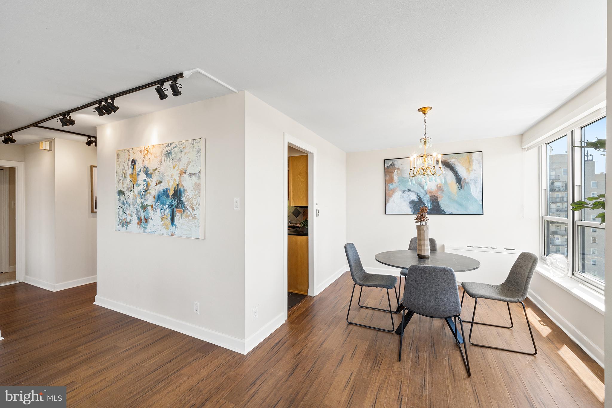 224 West Rittenhouse Square, Unit 2012 Philadelphia, PA 19103 - Photo 17 of 33