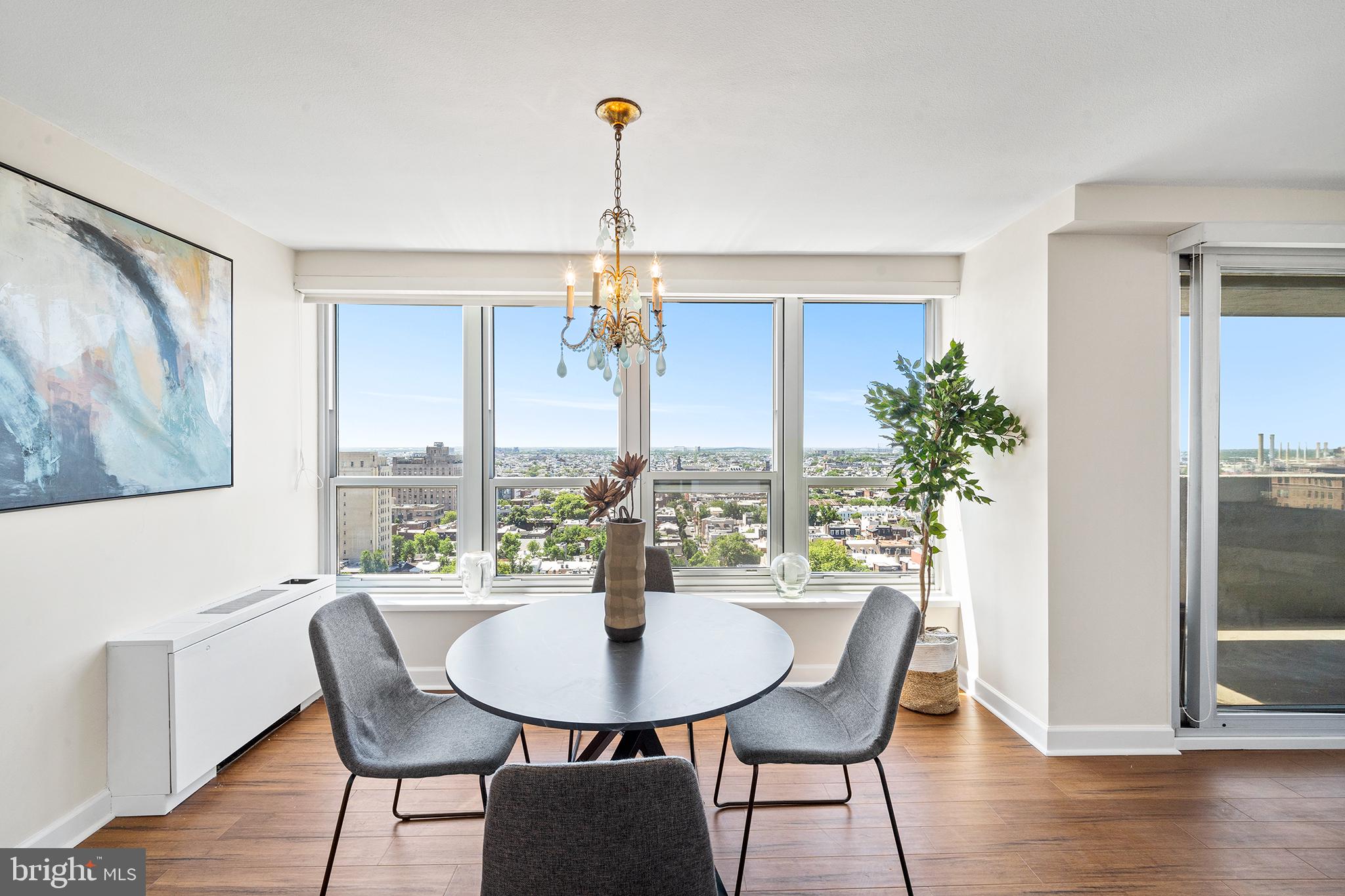 224 West Rittenhouse Square, Unit 2012 Philadelphia, PA 19103 - Photo 20 of 33