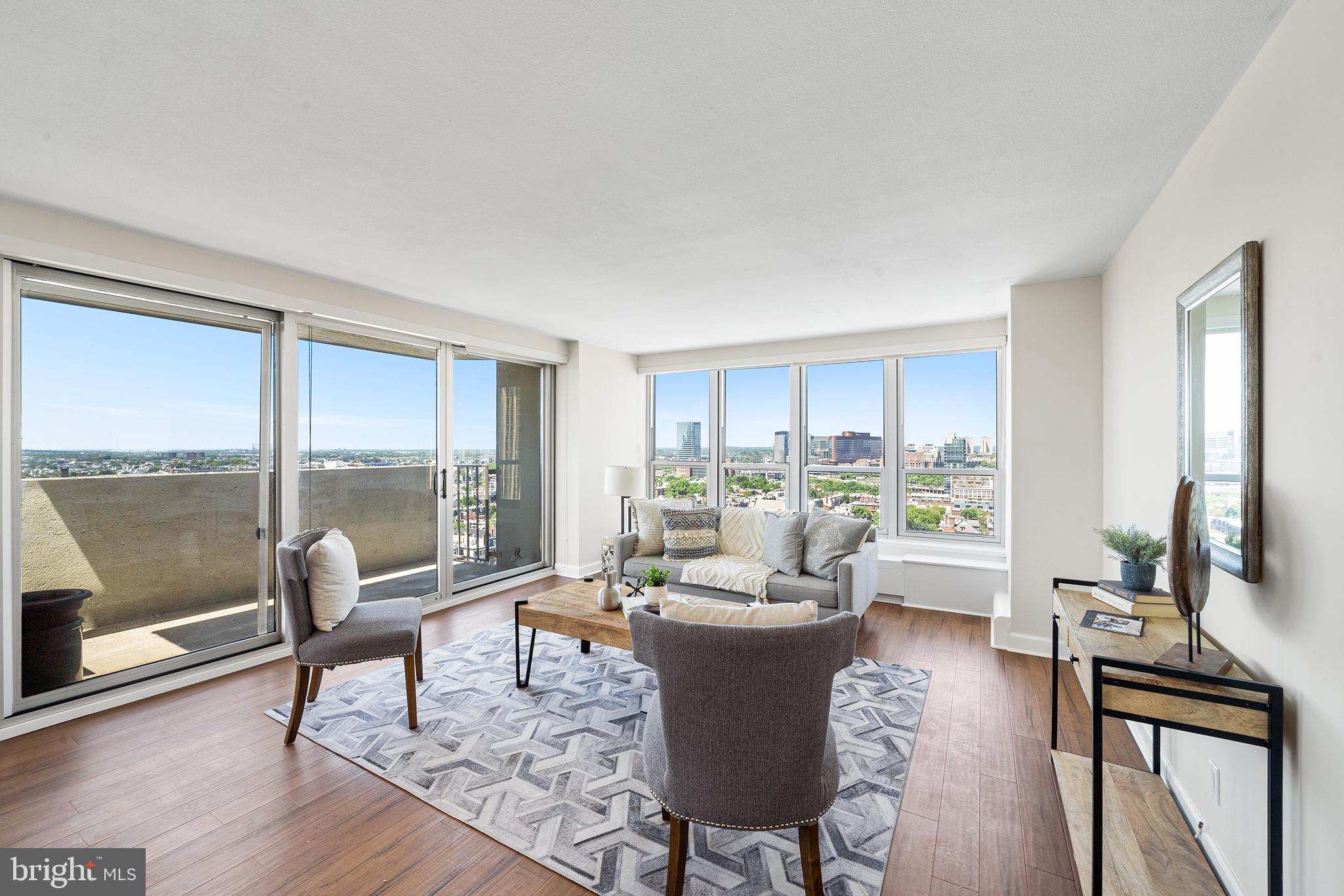 224 West Rittenhouse Square, Unit 2012 Philadelphia, PA 19103 - Photo 24 of 33