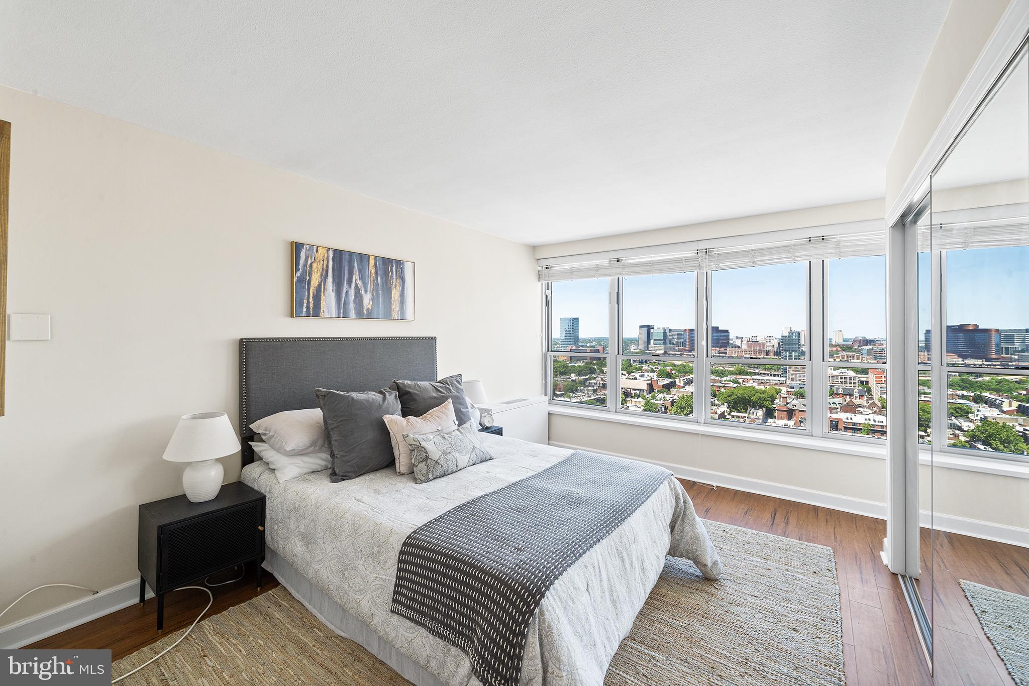 224 West Rittenhouse Square, Unit 2012 Philadelphia, PA 19103 - Photo 25 of 33