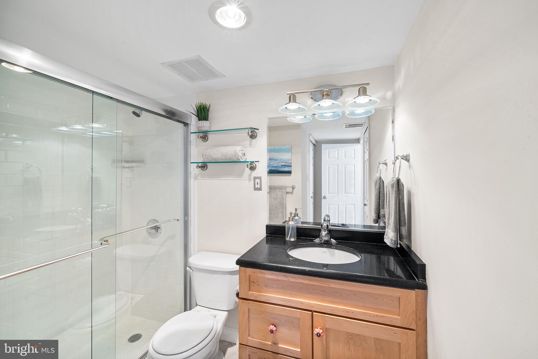 224 West Rittenhouse Square, Unit 2012 Philadelphia, PA 19103 - Photo 30 of 33