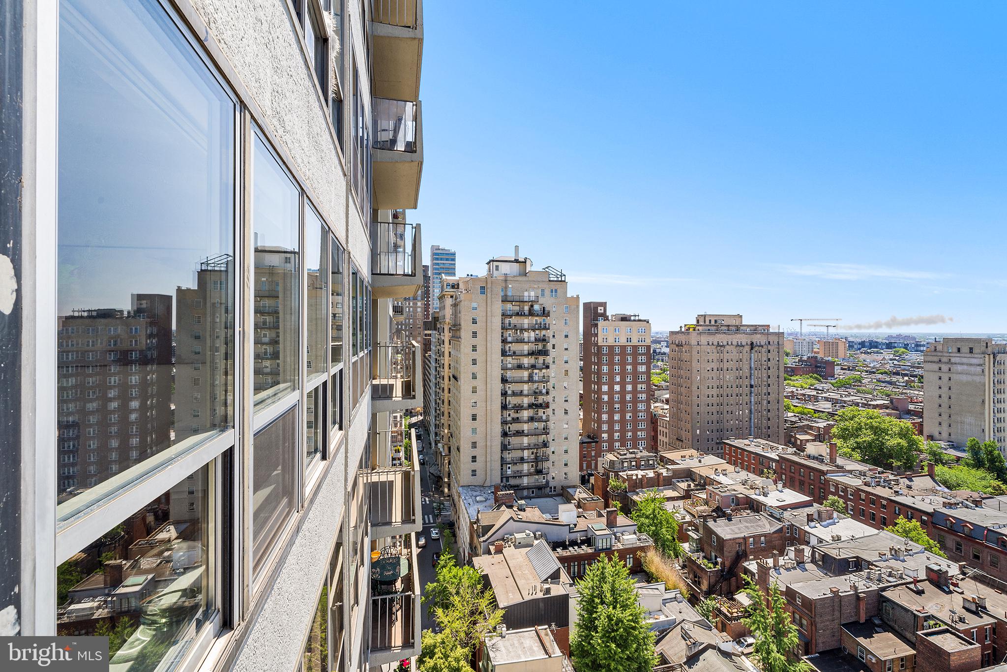 224 West Rittenhouse Square, Unit 2012 Philadelphia, PA 19103 - Photo 10 of 33