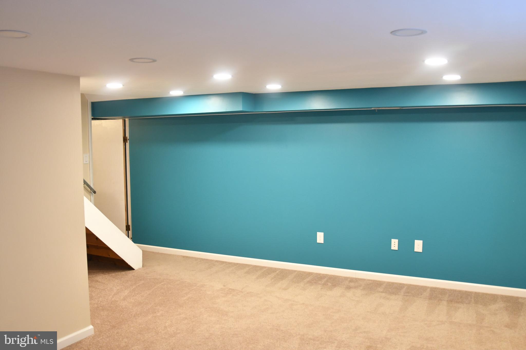 12407 Wyndom Road Philadelphia, PA 19154 - Photo 29 of 36 Gallery Image 29