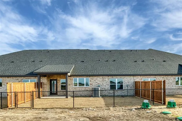 a view of a house with a outdoor space