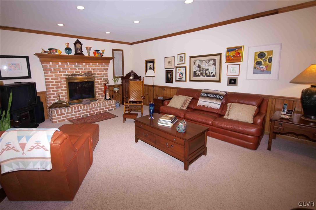1470 Buck Trail Road Allentown, PA 18104 - Photo 13 of 25 Gallery Image 13