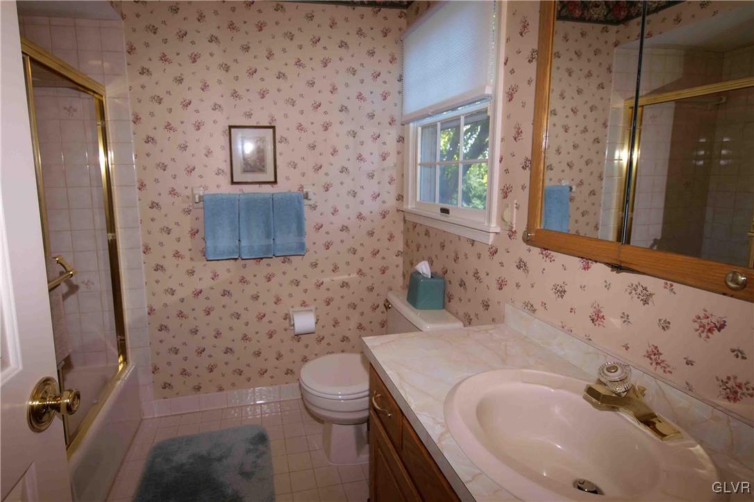 1470 Buck Trail Road Allentown, PA 18104 - Photo 17 of 25 Gallery Image 17