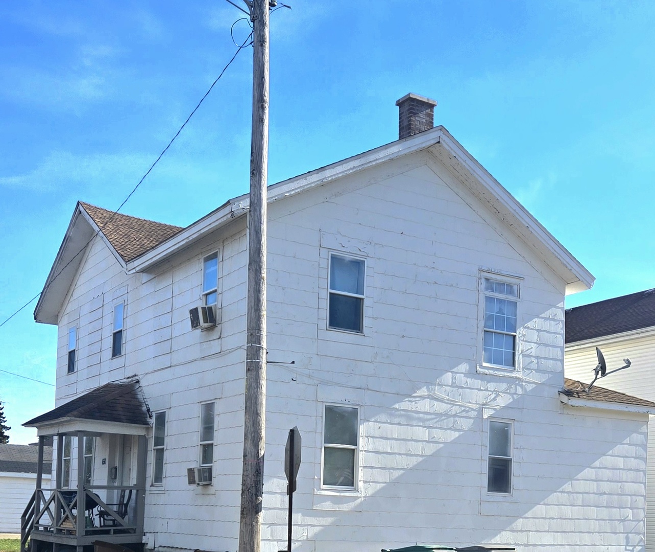 650 Ward Avenue Joliet, IL 60432 - Photo 1 of 4