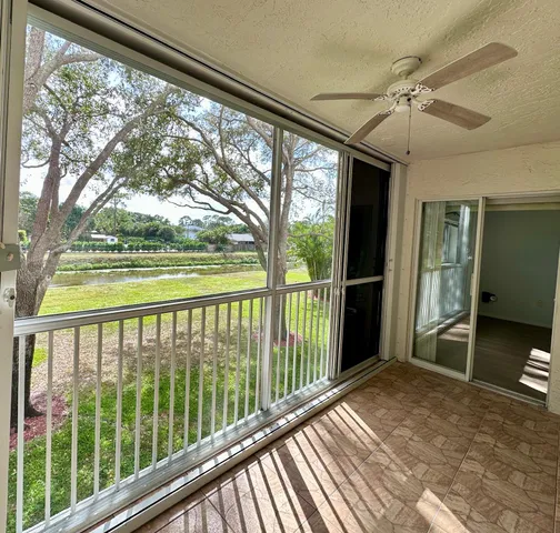 $1,600 | 4734 Lucerne Lakes Boulevard East, Unit 212, Lake Worth, FL 33467