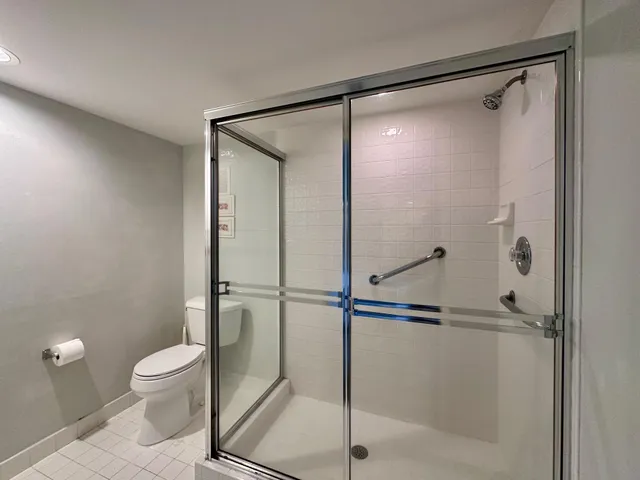 $1,600 | 4734 Lucerne Lakes Boulevard East, Unit 212, Lake Worth, FL 33467