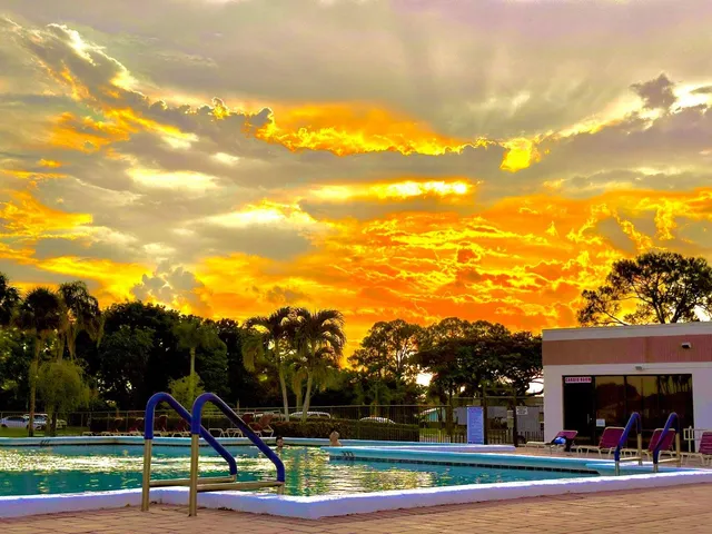 $1,600 | 4734 Lucerne Lakes Boulevard East, Unit 212, Lake Worth, FL 33467