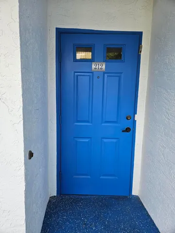 $1,600 | 4734 Lucerne Lakes Boulevard East, Unit 212, Lake Worth, FL 33467