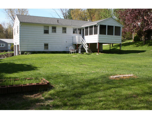 27 Dunster Road Holliston, MA 01746 - Photo 12 of 13 Gallery Image 12