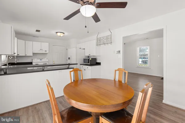 $2,500 | 11806 Camelot Way, Fredericksburg, VA 22407